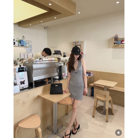 195060117