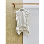 830979679